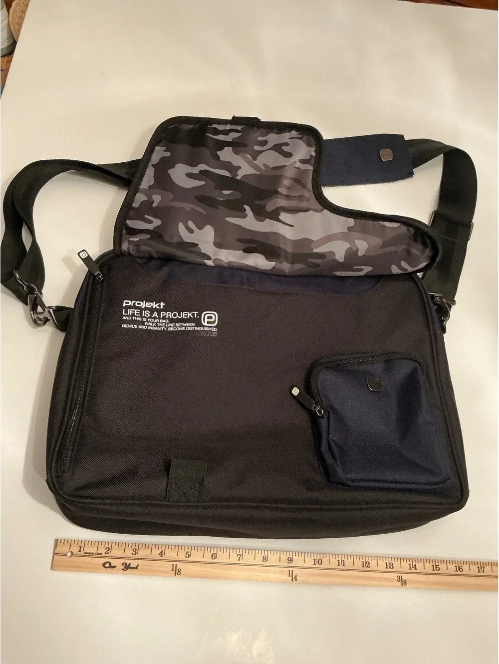 Project think tank 2.0 navy seal laptop bag new with tags